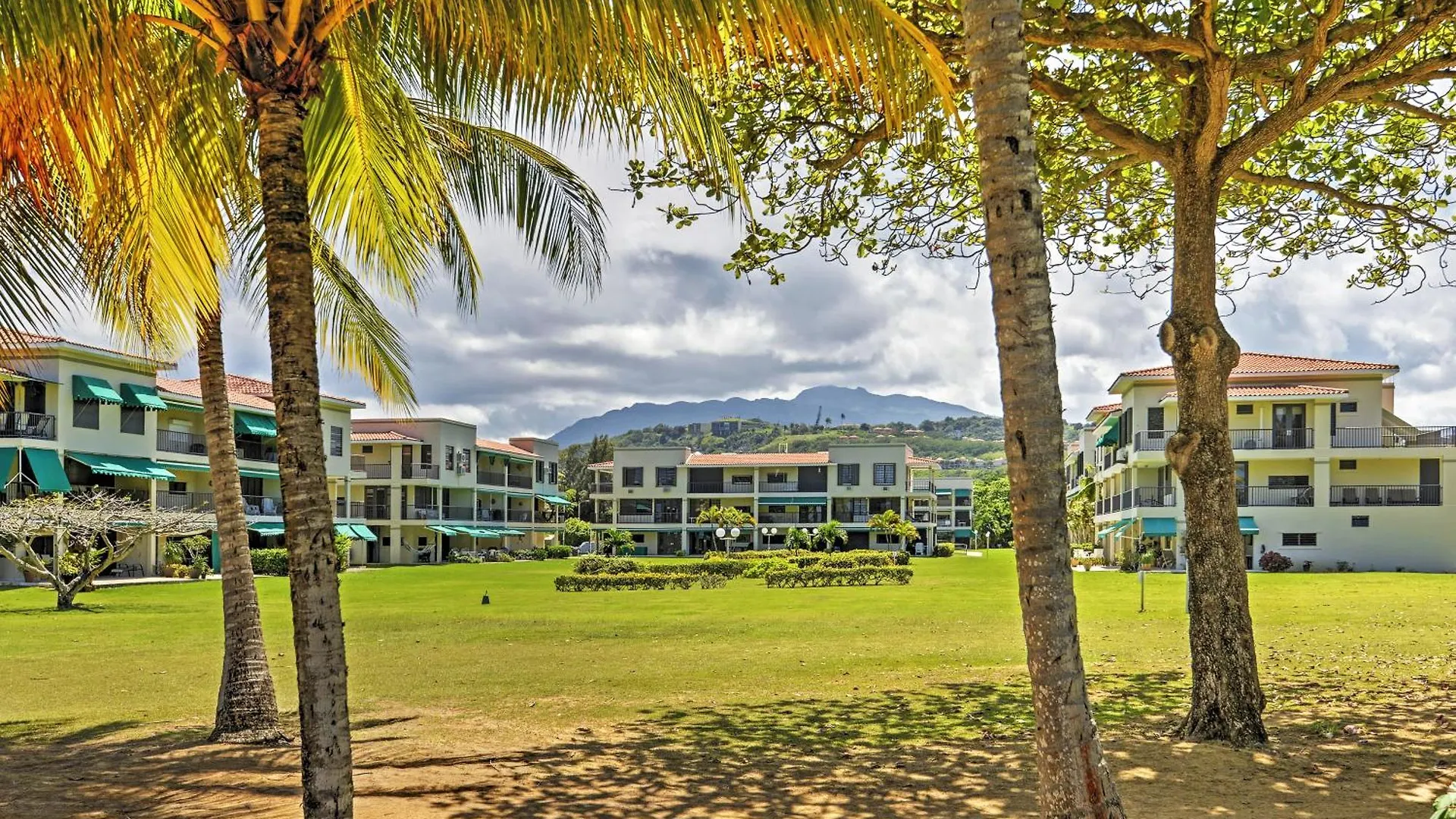 Holiday home Rio Grande Resort Condo With Ocean Views And Patio!